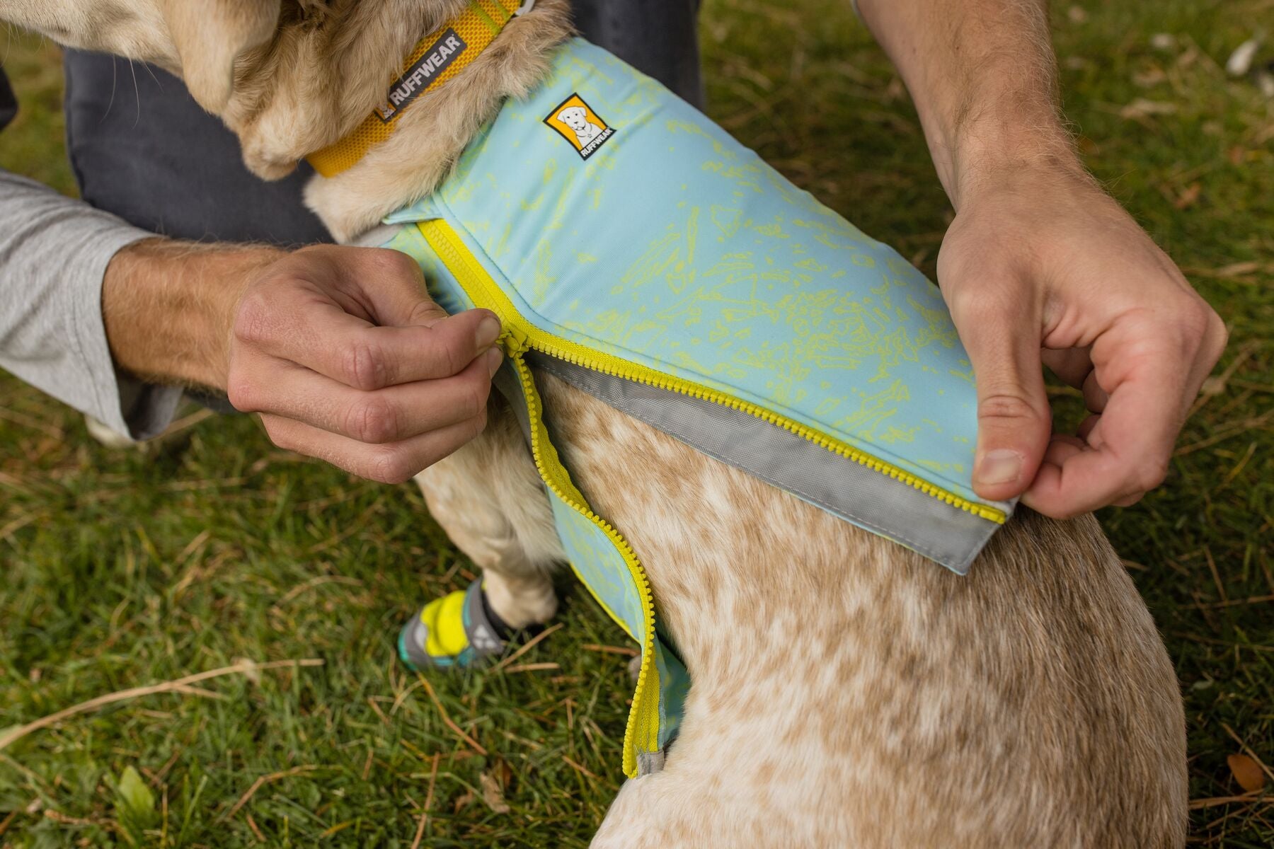 Ruffwear Swamp Cooler Zip Vest | Canada - See SAWYER Run